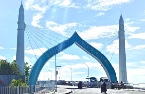 Who is the Mastermind Behind the Sinamalé Bridge?