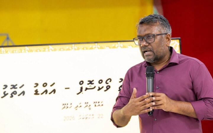 ގޭތެރޭގެ މަސައްކަތްތަކަށް އަންހެނުންނަށް ޕެންޝަން ލިބޭނެ ނިޒާމެއް ގެންނަންޖެހޭ: ފައްޔާޒް